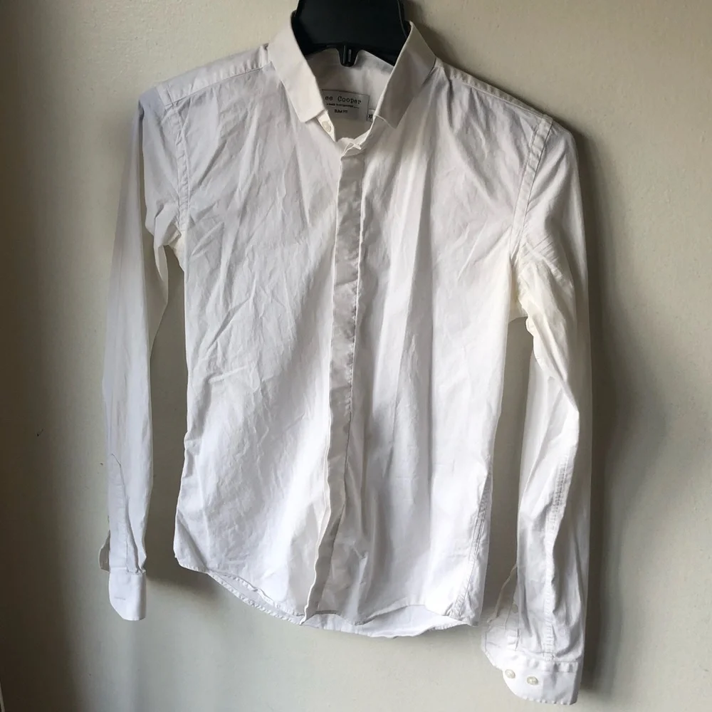 Button down - Picture 10 of 13